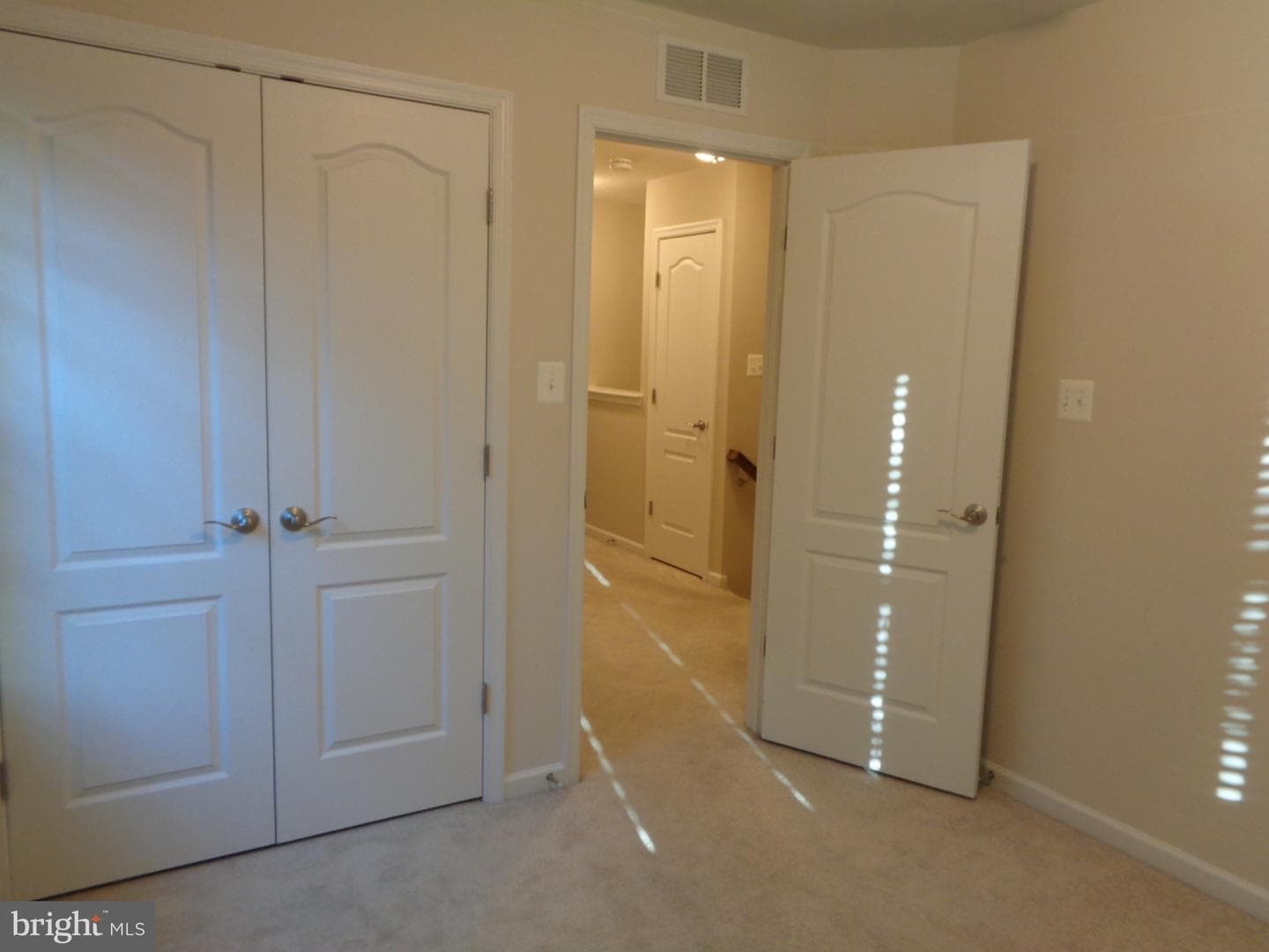 528 Victorianna Drive photo 13