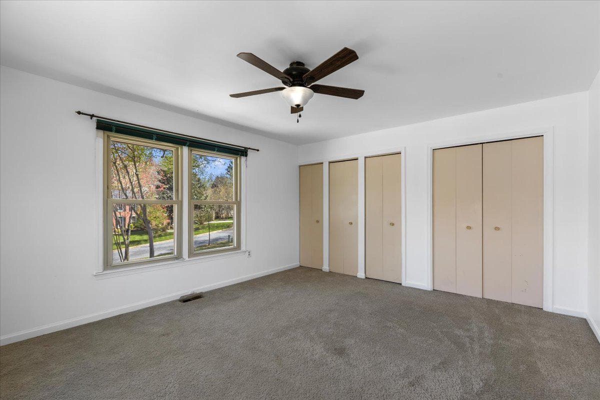 727 Gleneagles Drive photo 21
