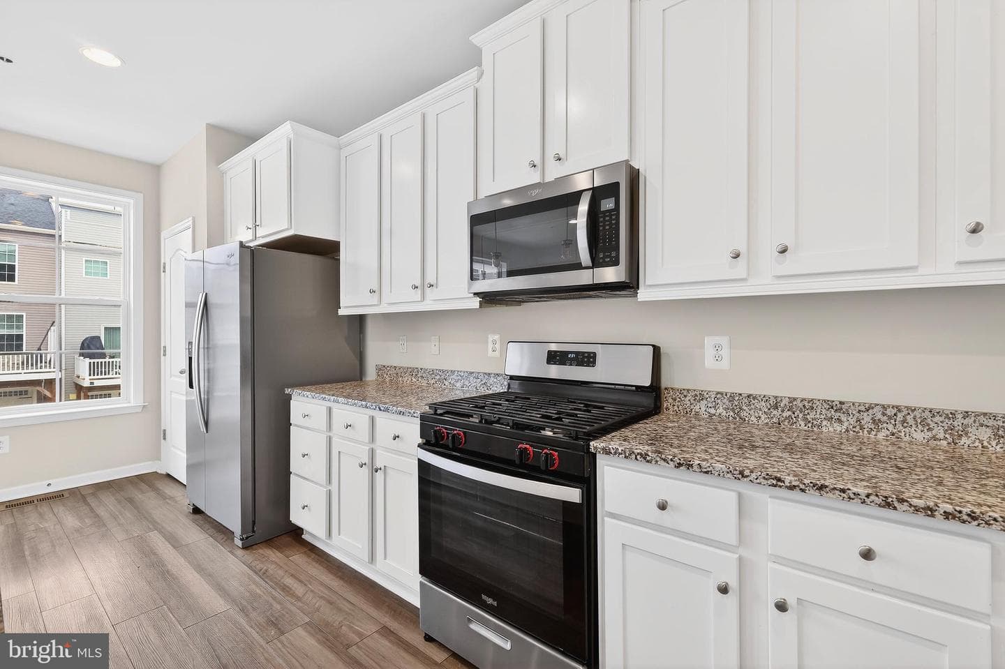 1017 Flester Lane photo 6