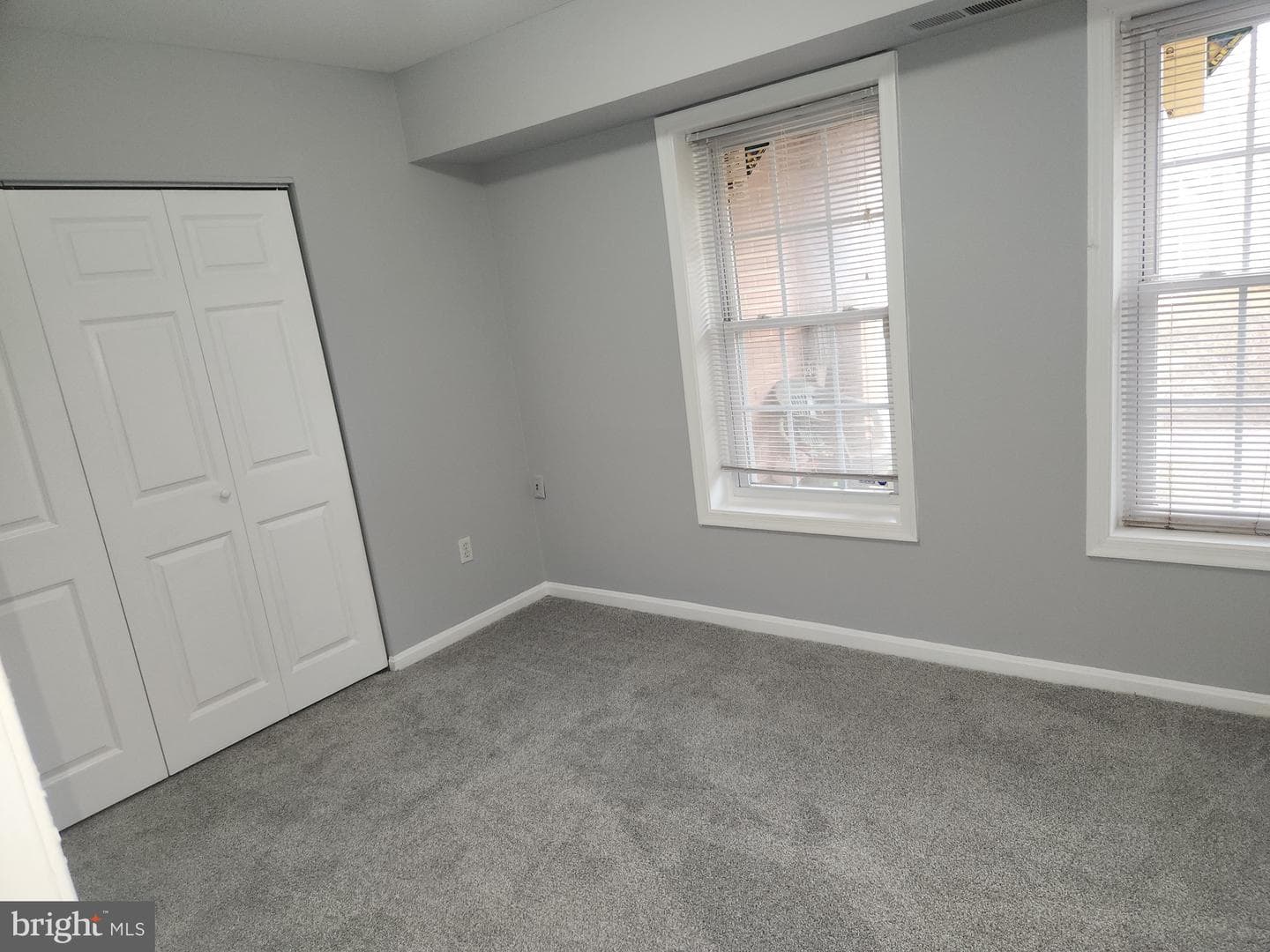 7748 Lakecrest Drive photo 10