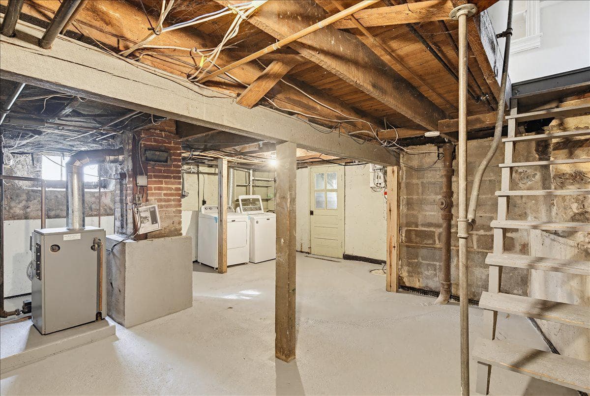 328 Laurel Avenue photo 43