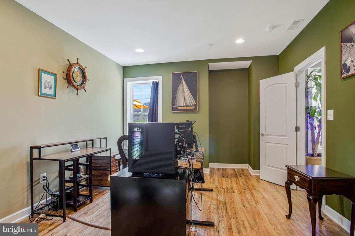 4205 Captain Perry Court photo 57