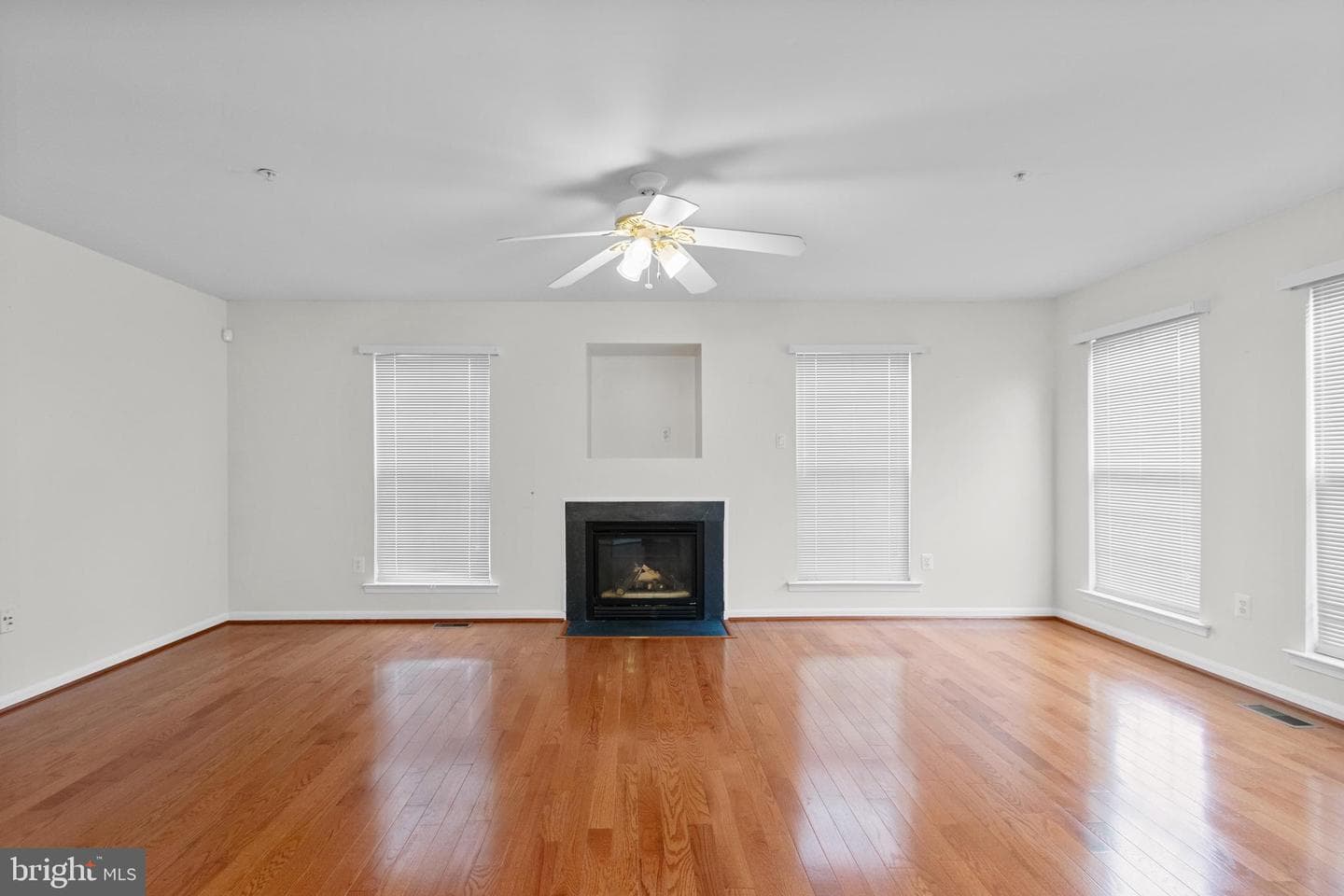 1308 Dakota Drive photo 8