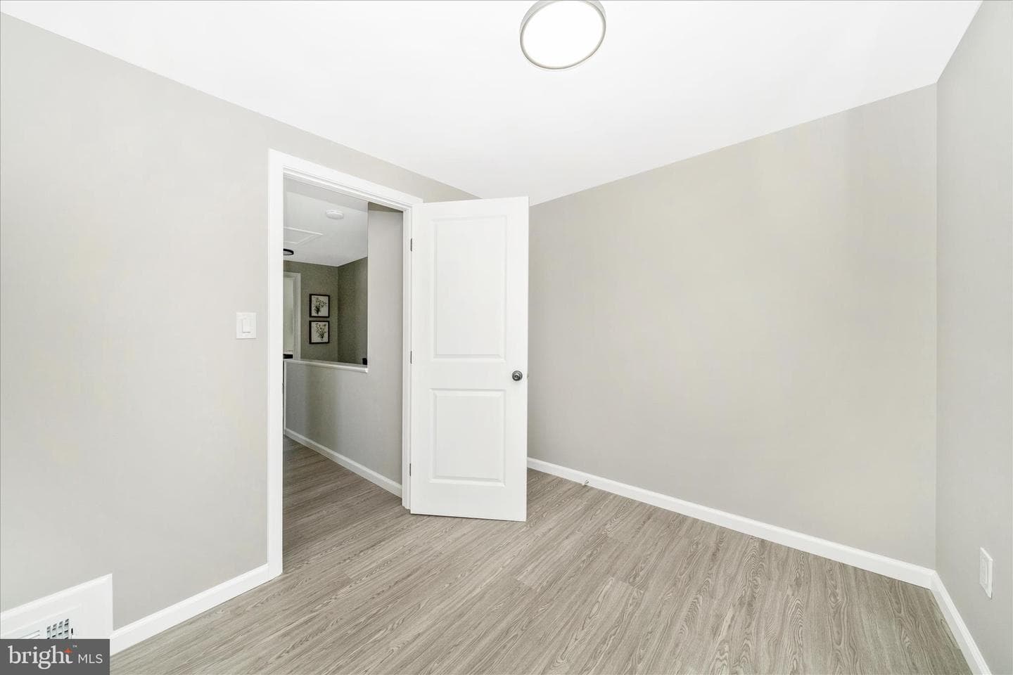 3217 Culver Street photo 42