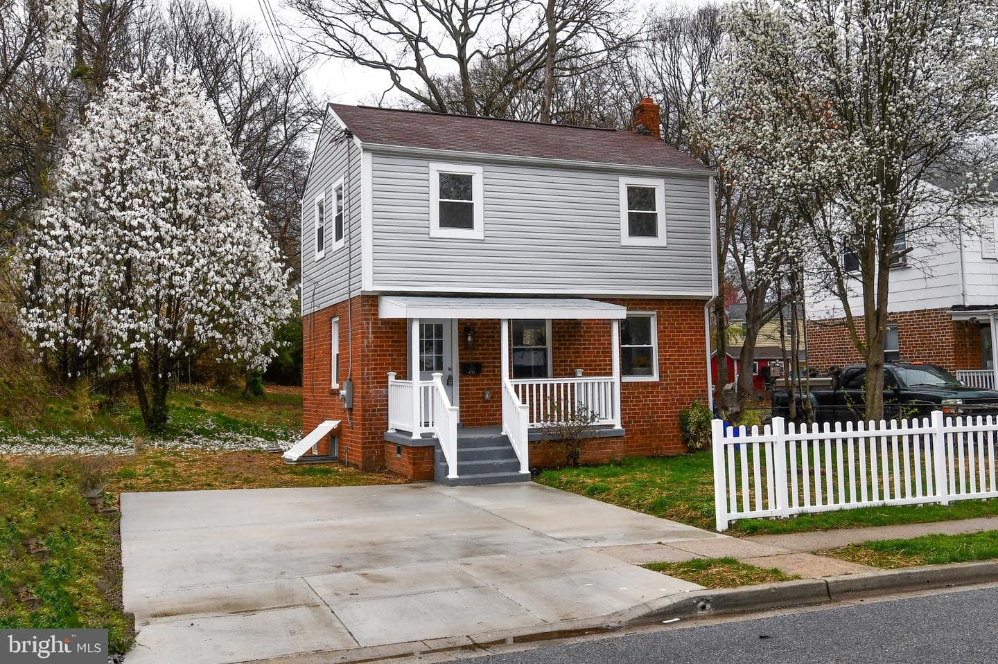 9723 Narragansett Parkway photo 1