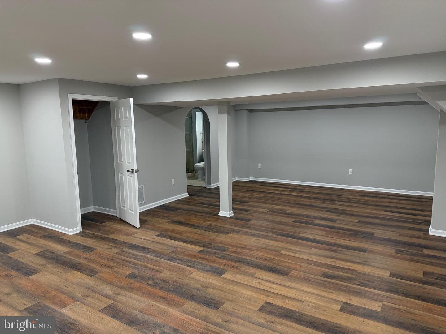 6111 Richmanor Terrace photo 49