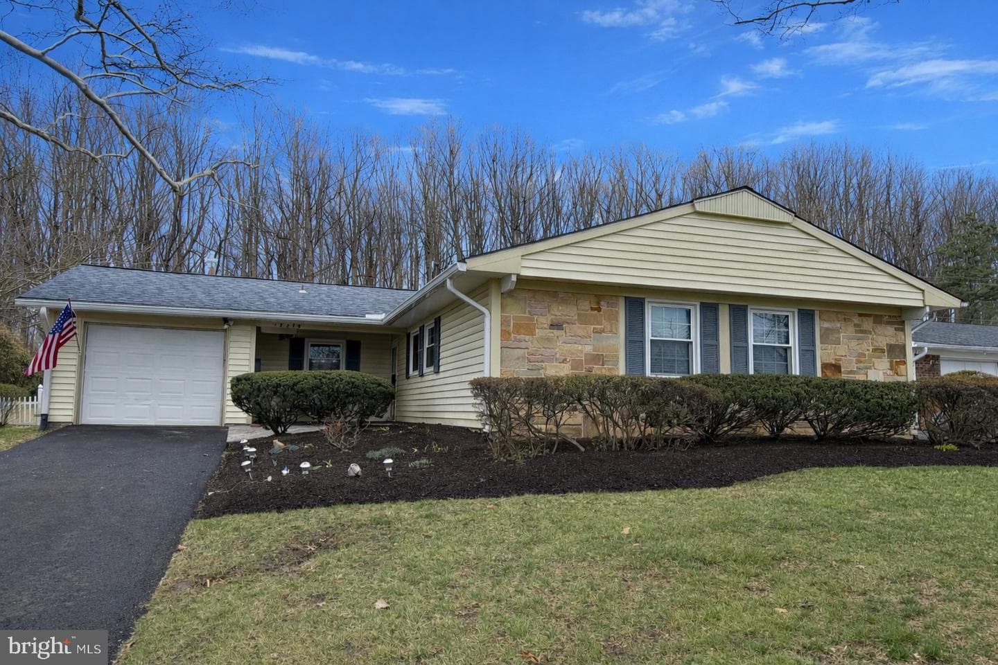 13215 Idlewild Drive photo 1