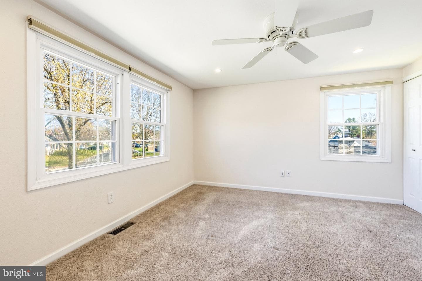 12423 Chalford Lane photo 17