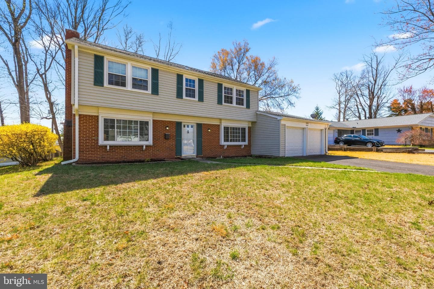 12423 Chalford Lane photo 2