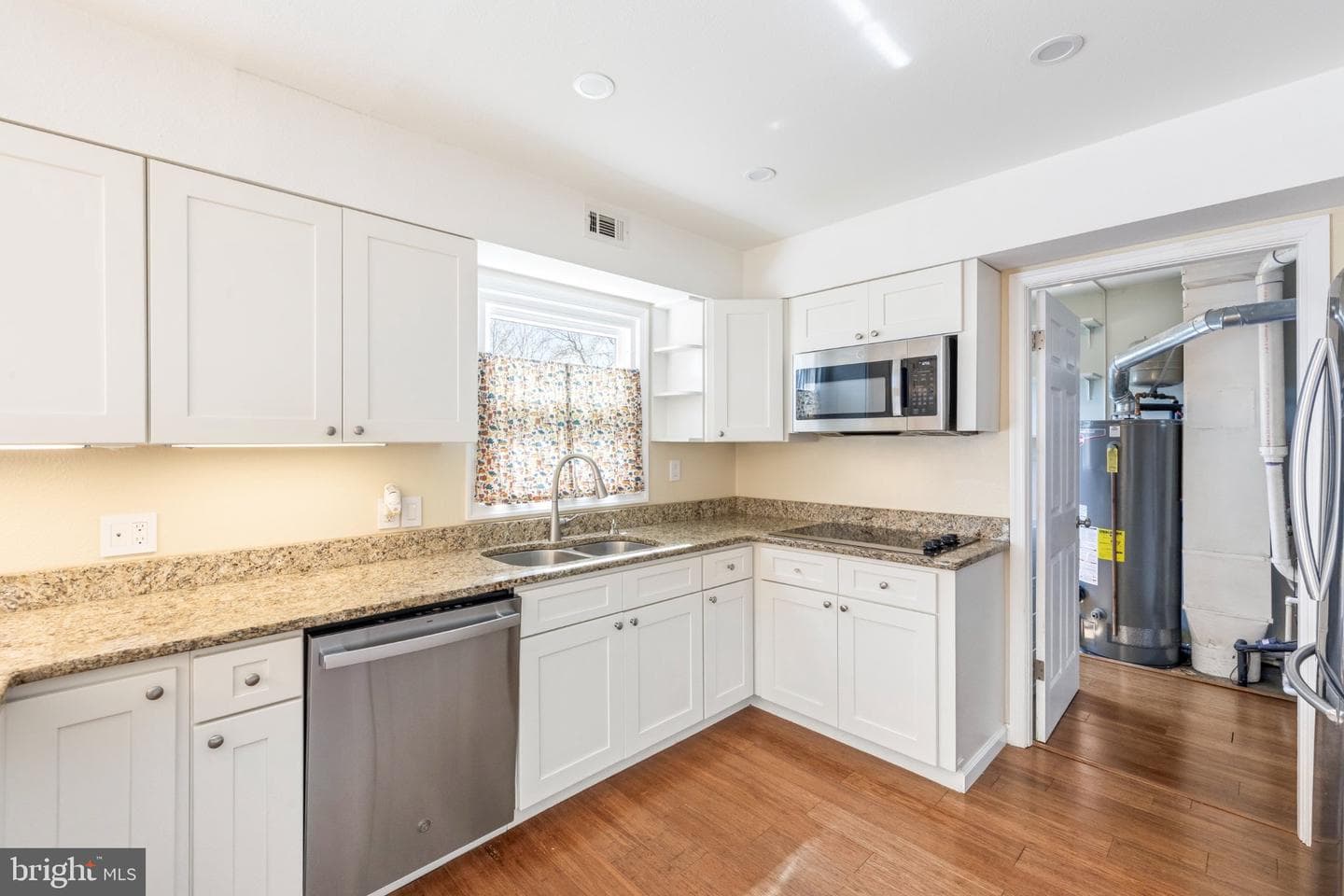 12423 Chalford Lane photo 7