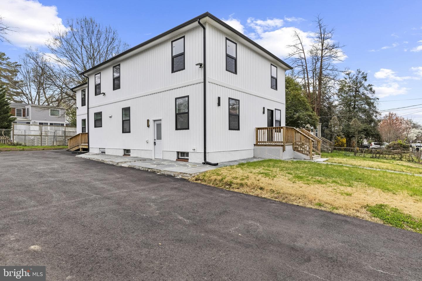 5617 36th Avenue photo 5