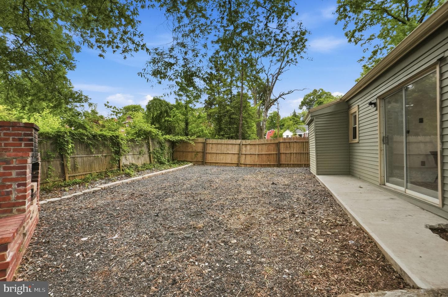 5906 Berwyn Road photo 38