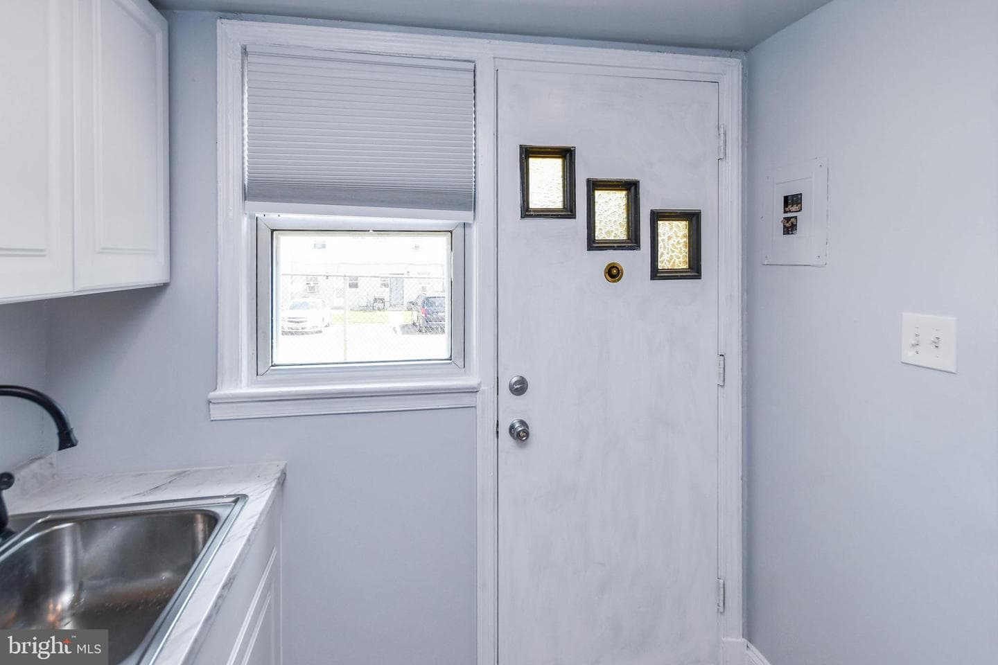 2444 Iverson Street photo 22