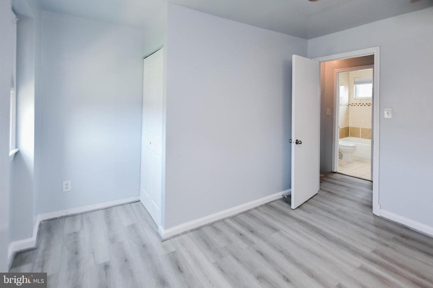 2444 Iverson Street photo 38