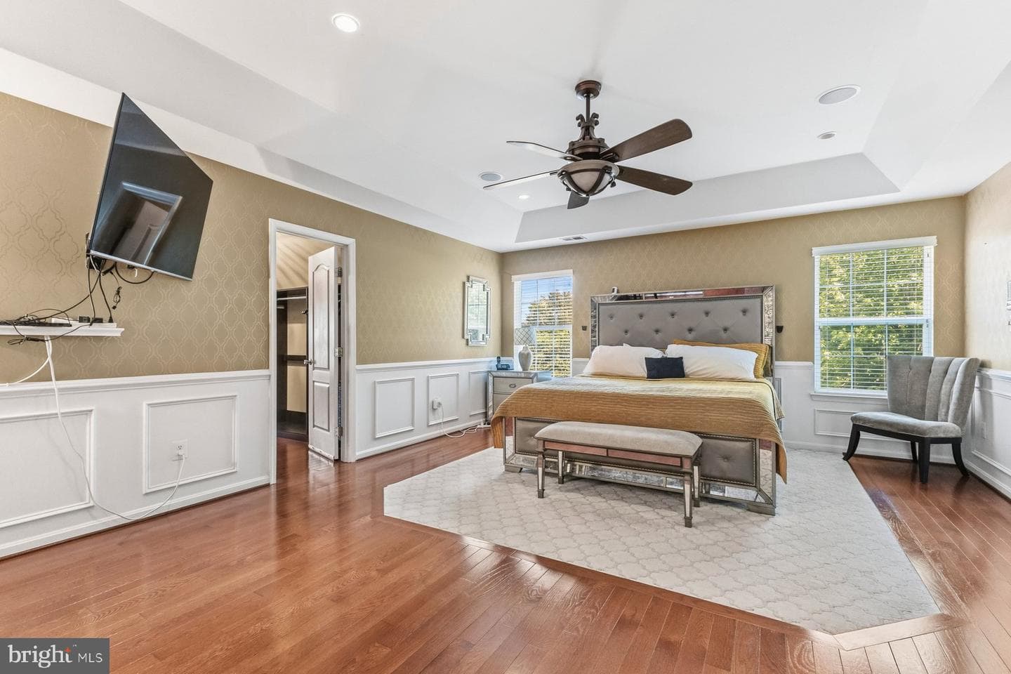 9407 Trumpet Lane photo 32
