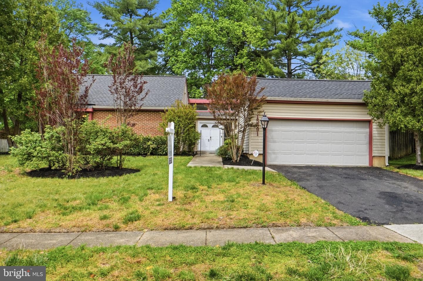 15591 Peach Walker Drive photo 2