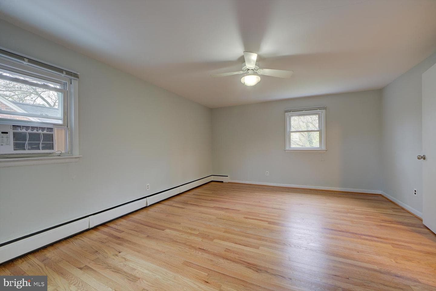 6504 Baltimore photo 13