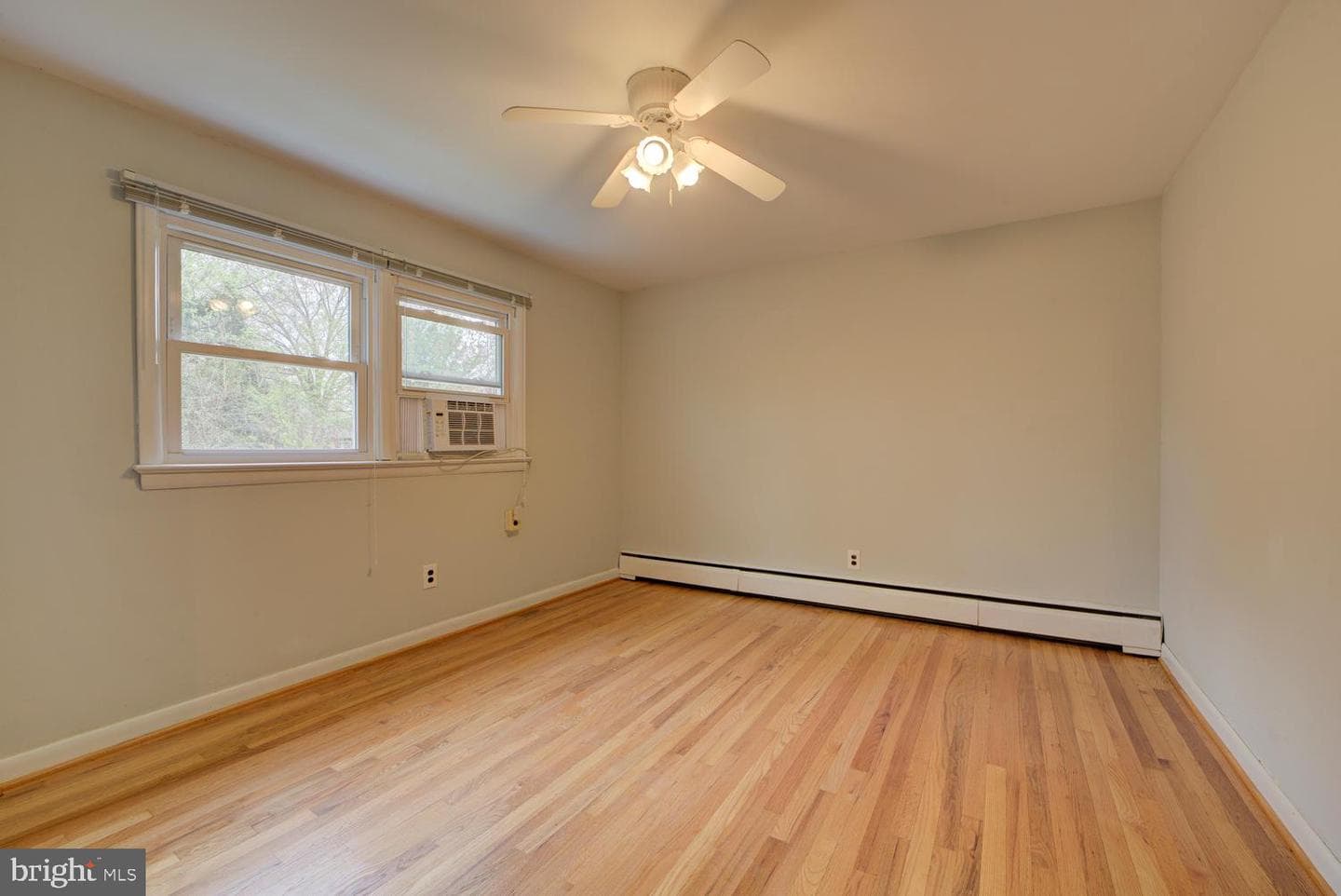 6504 Baltimore photo 14