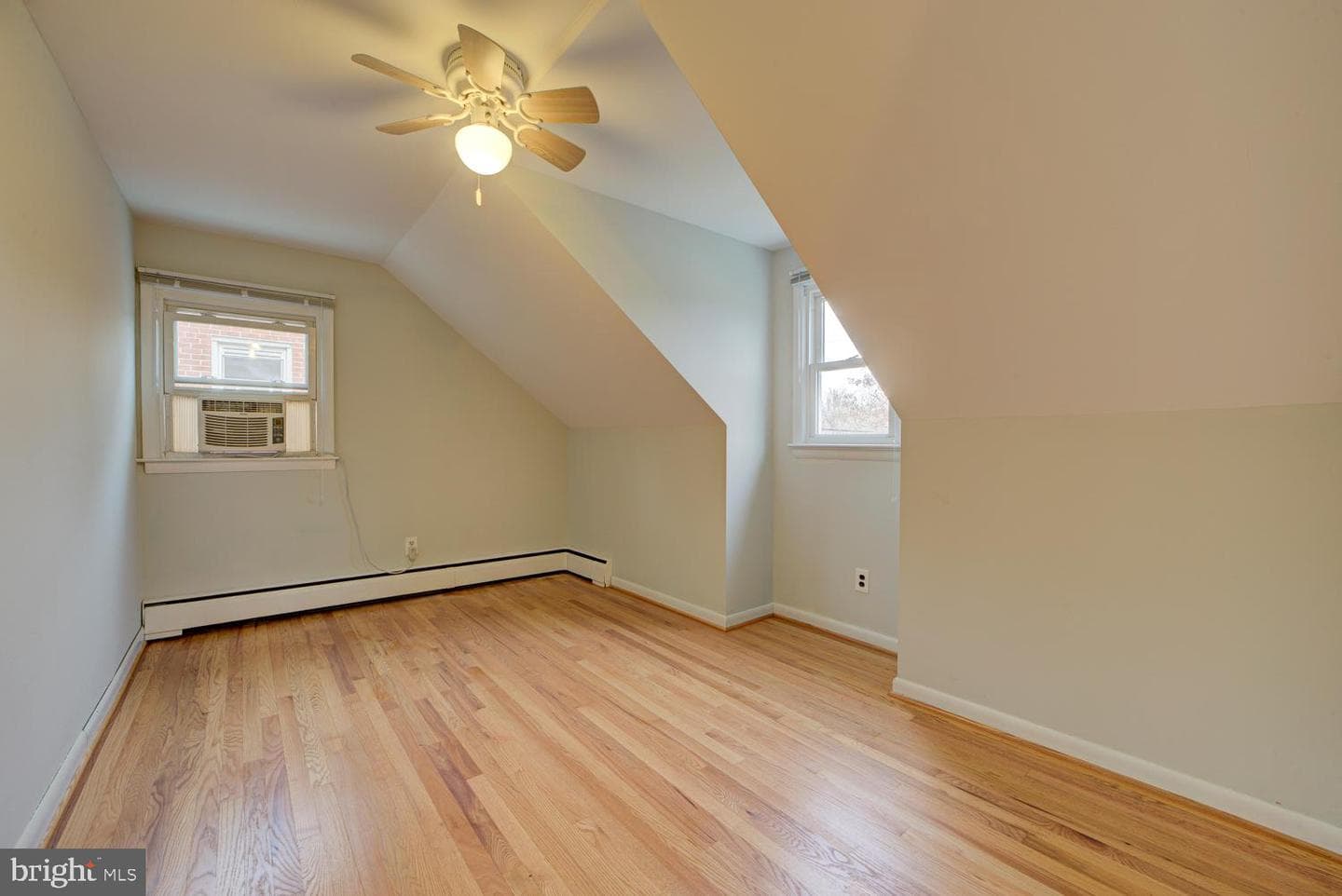6504 Baltimore photo 15