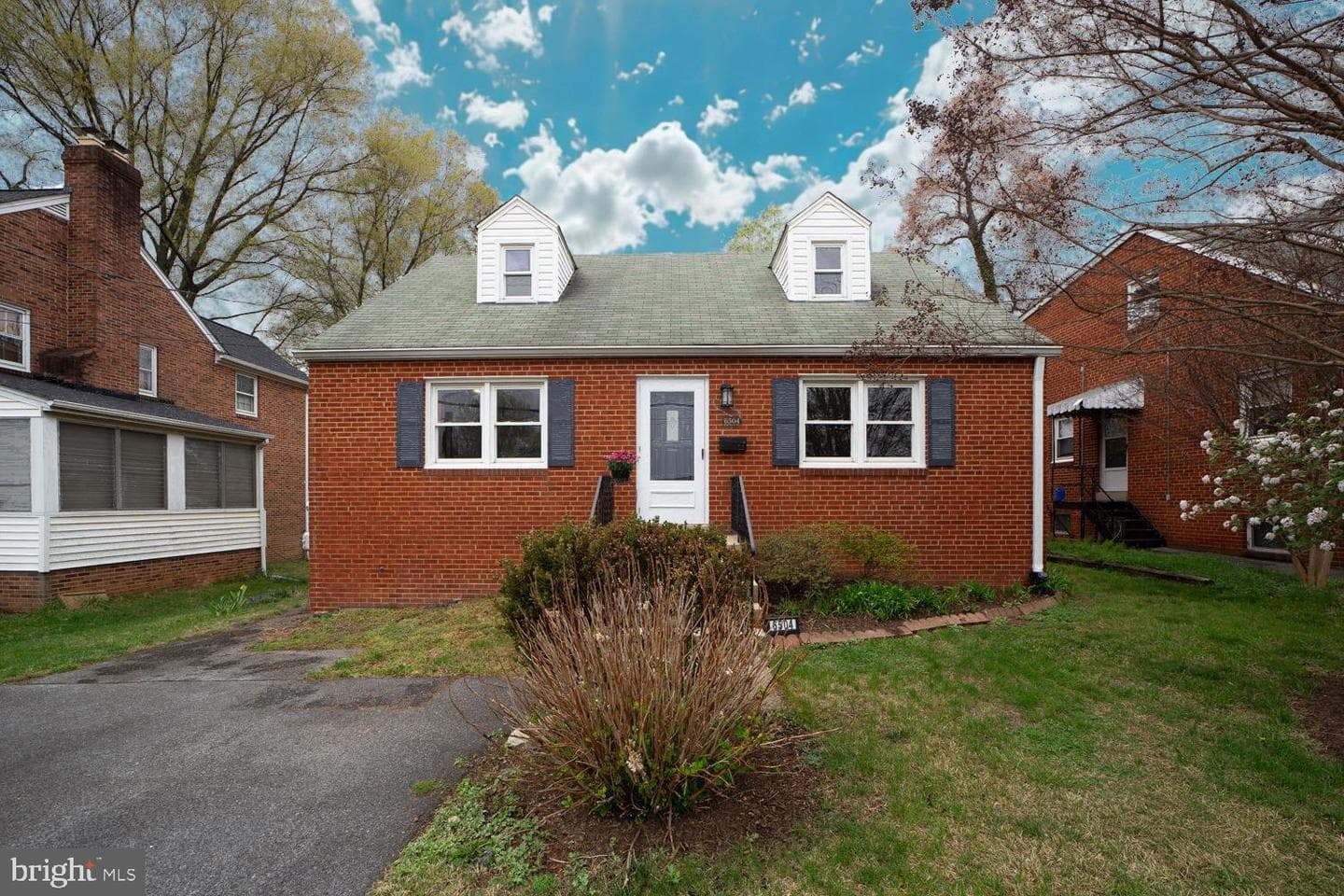 6504 Baltimore photo 23