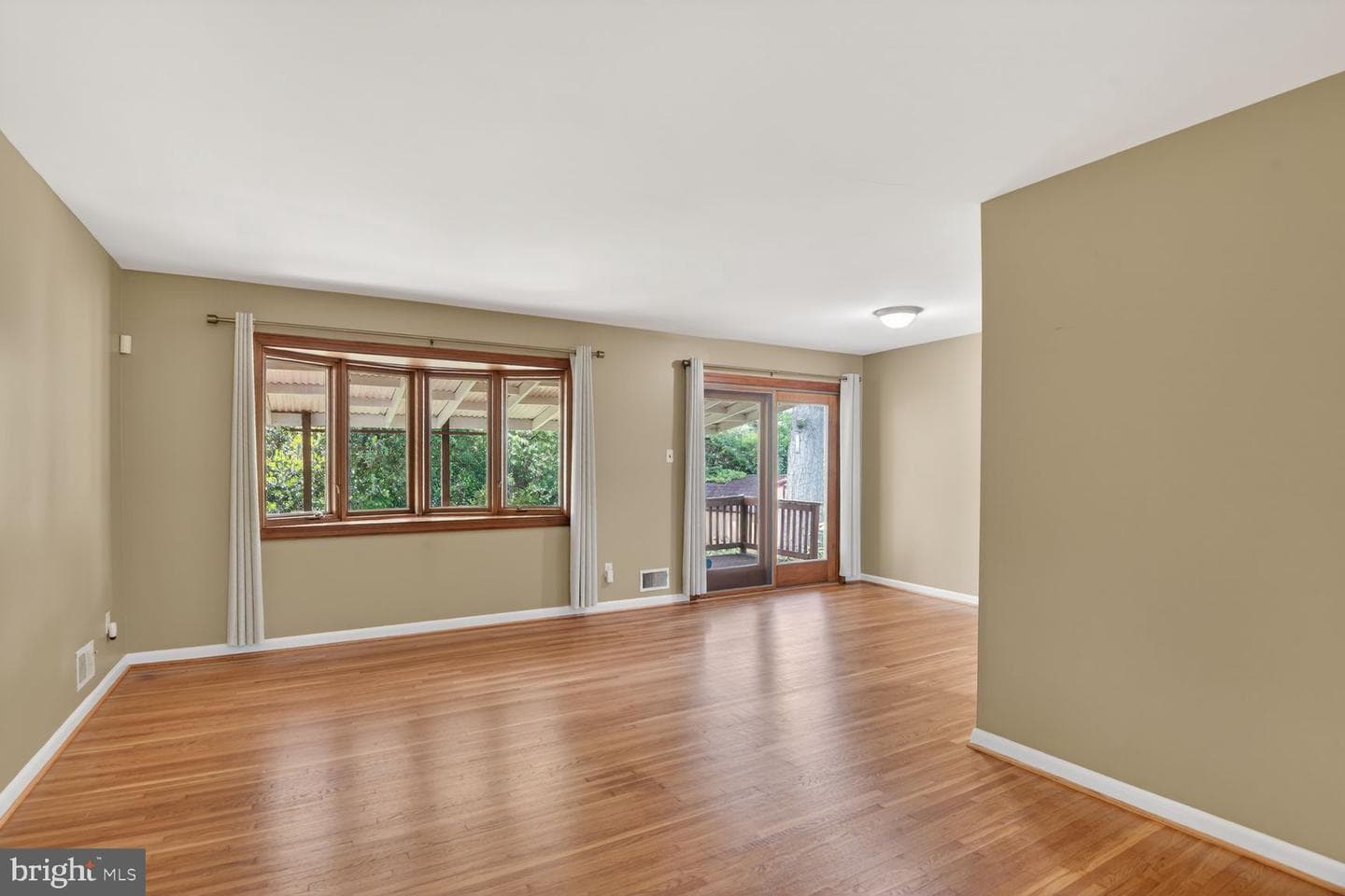 15800 Kerr Road photo 7