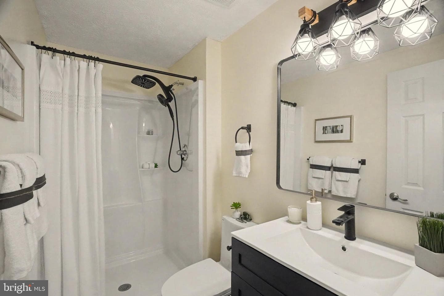 7632 Mandan Road photo 18