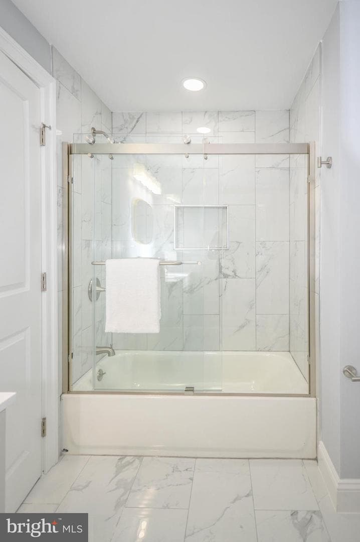 2807 Belleview photo 34