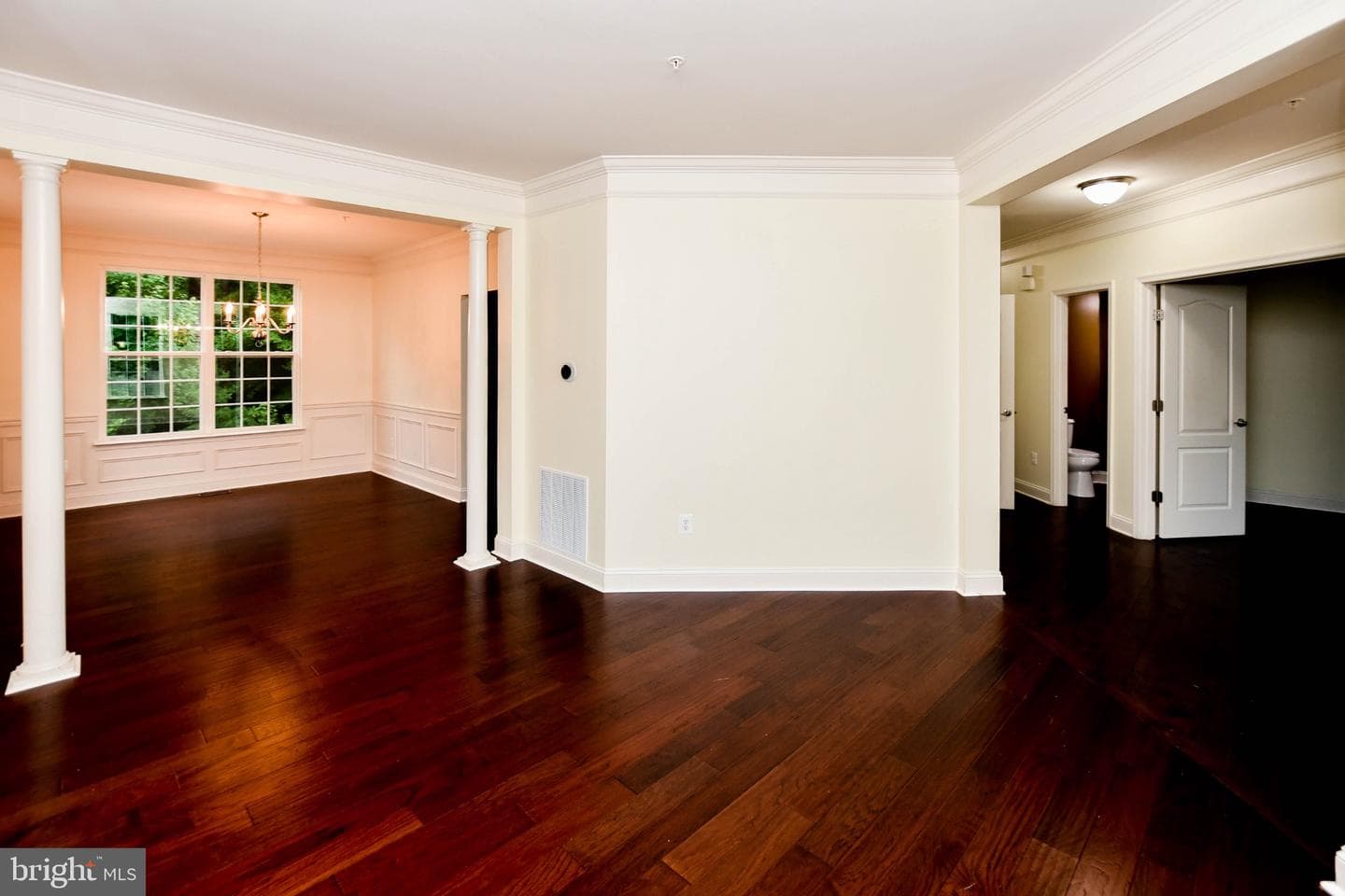 1914 Fittleworth Terrace photo 23