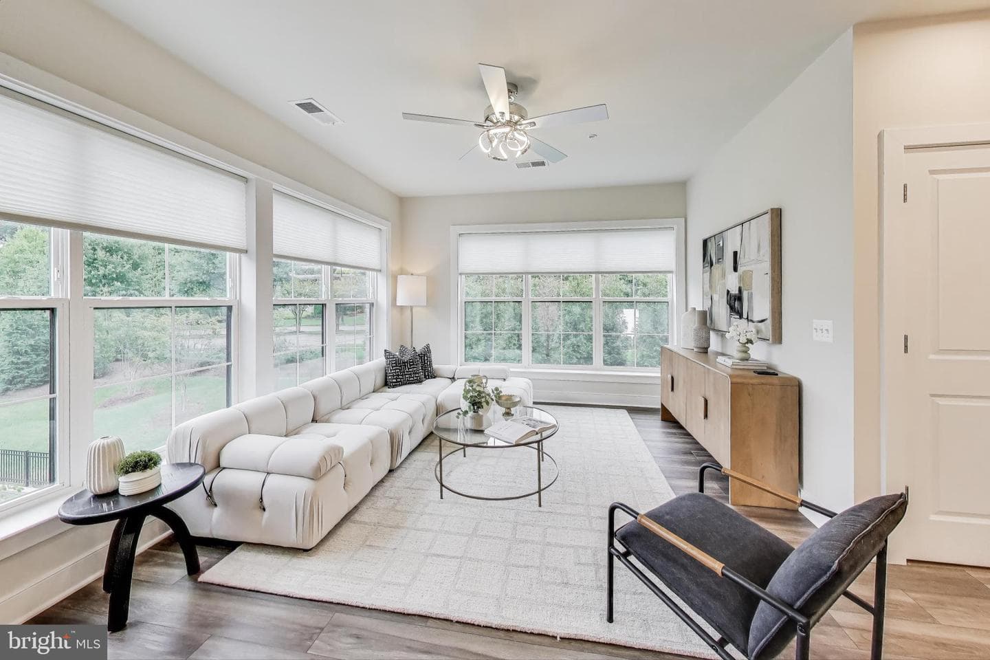104 Saint Ives Place #202 photo 3