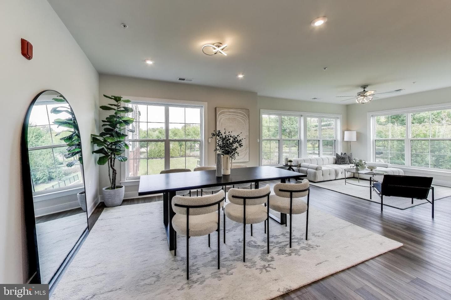 104 Saint Ives Place #202 photo 7