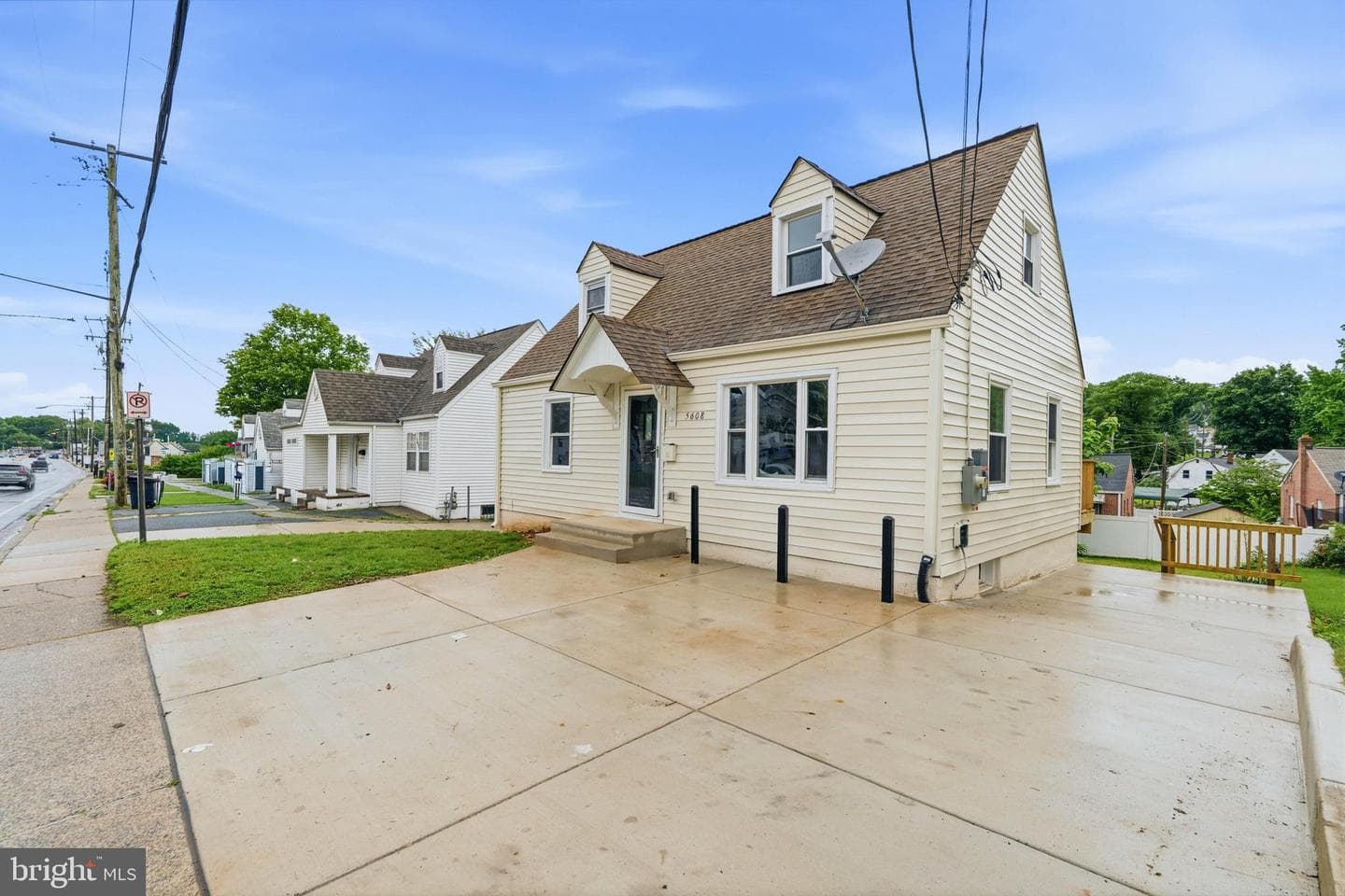 5608 Annapolis Road photo 10