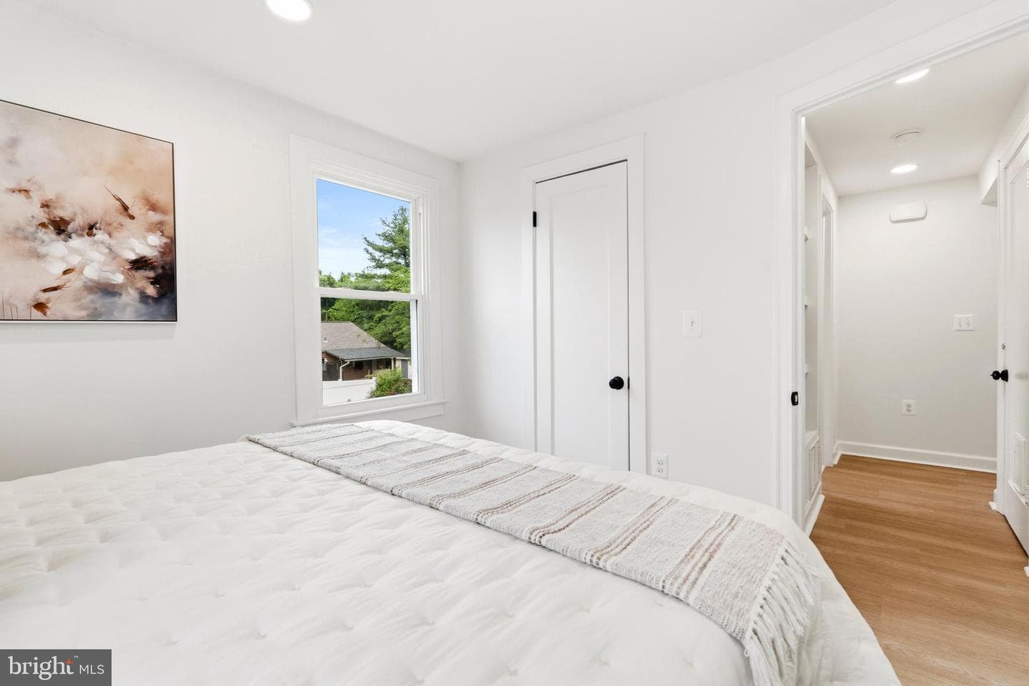 5608 Annapolis Road photo 32