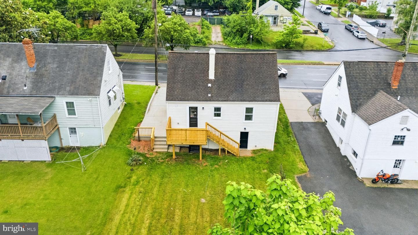 5608 Annapolis Road photo 62