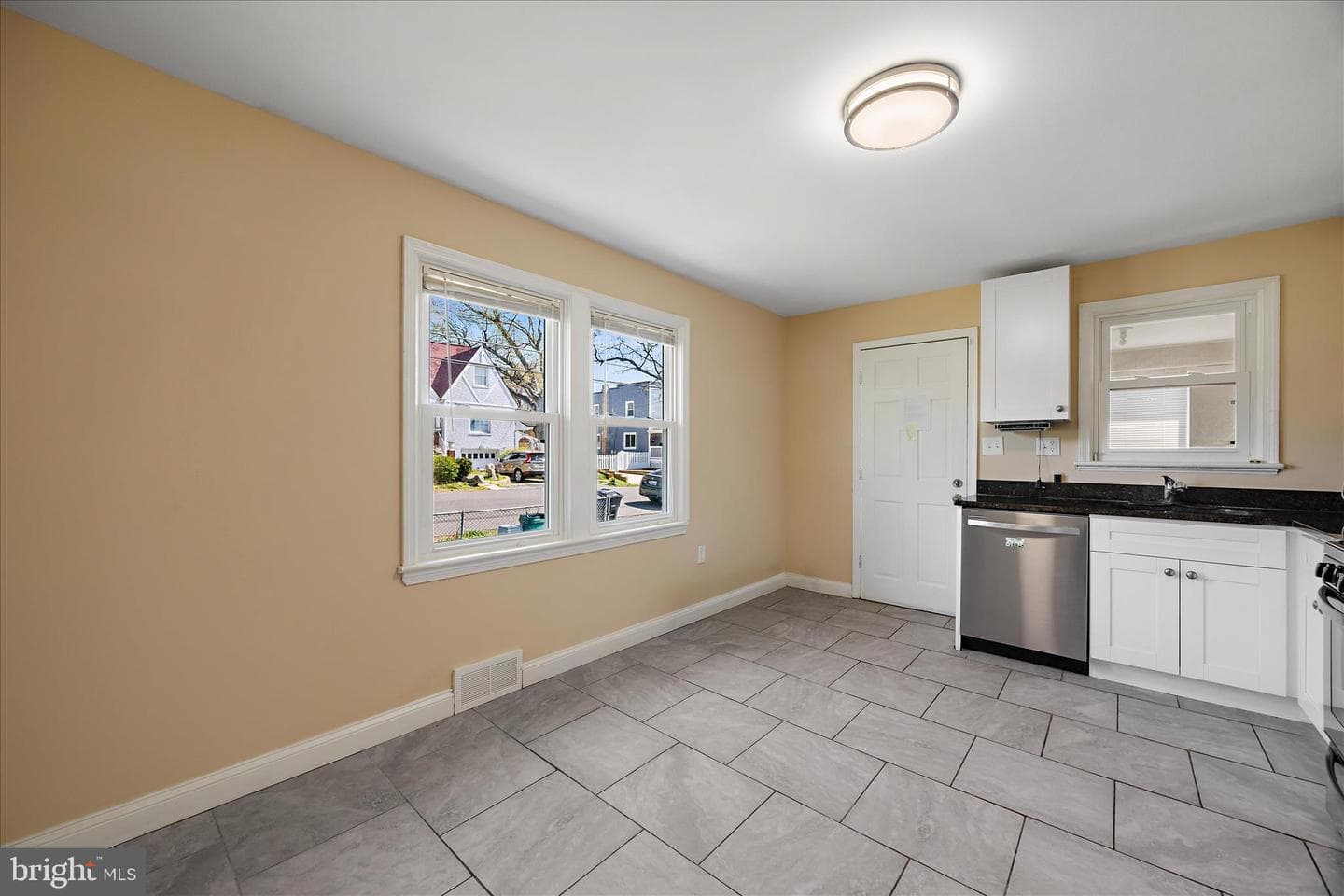 1700 Arcadia Avenue photo 12