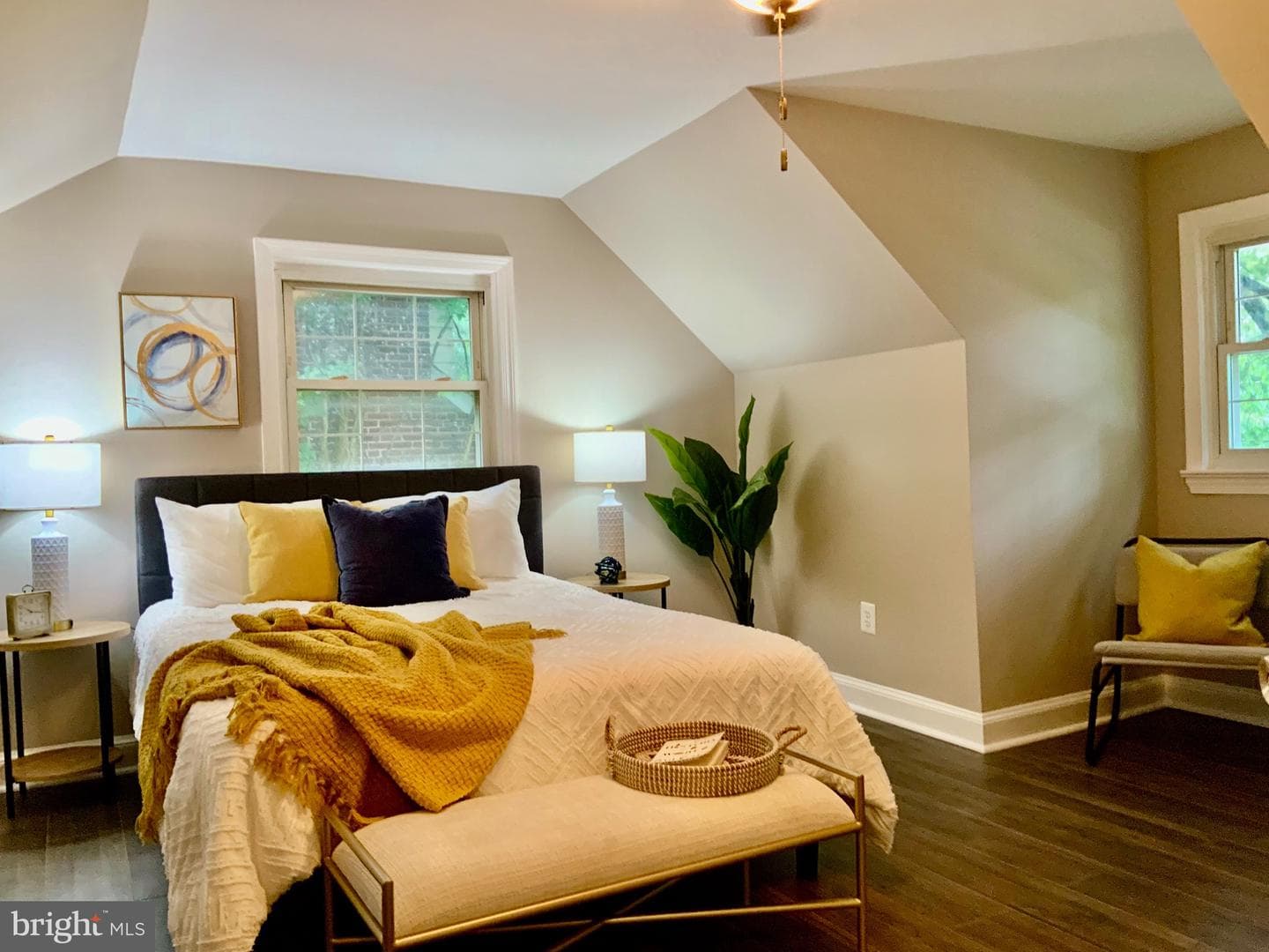 5611 Monroe Street photo 18