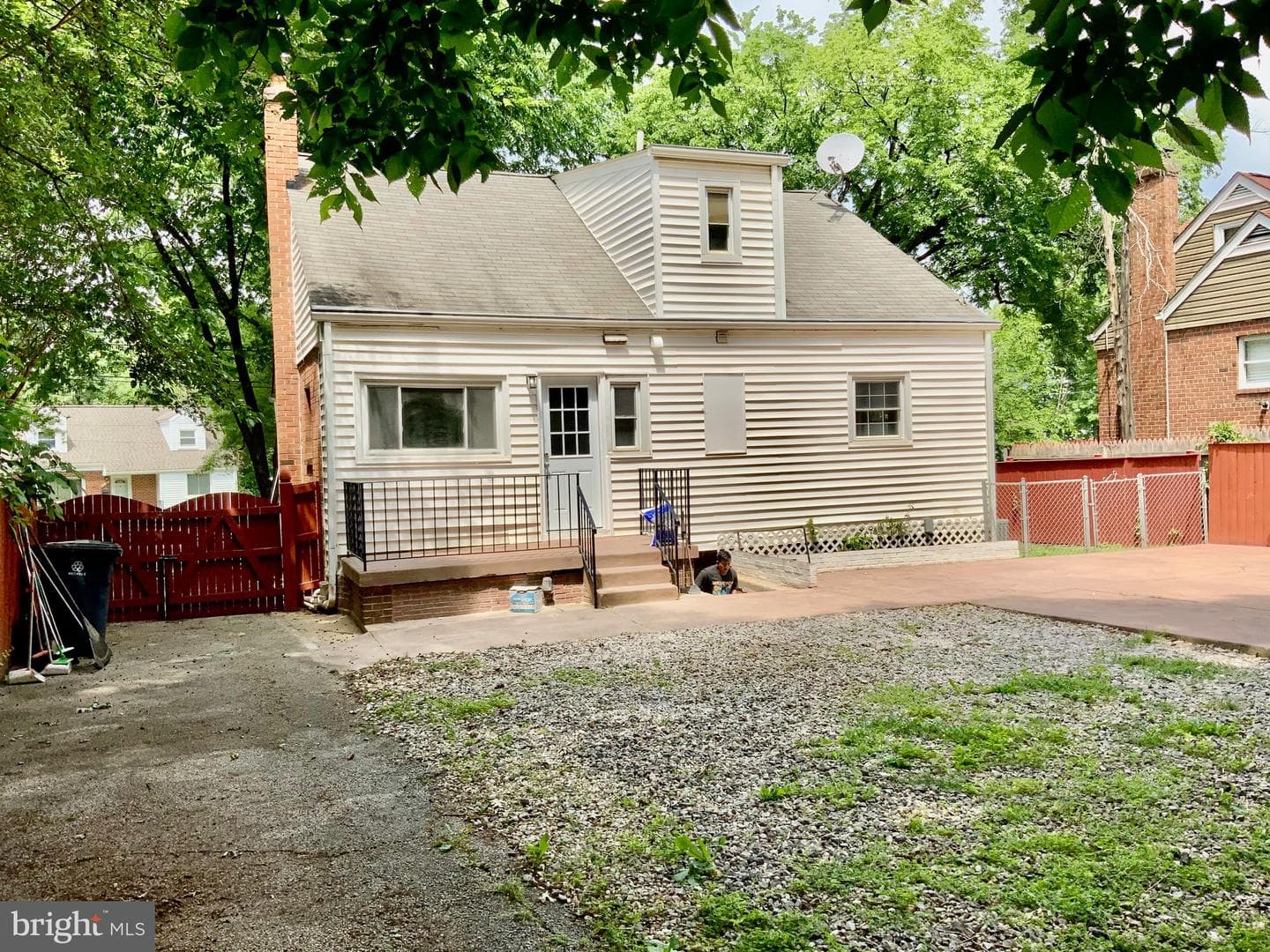 5611 Monroe Street photo 30