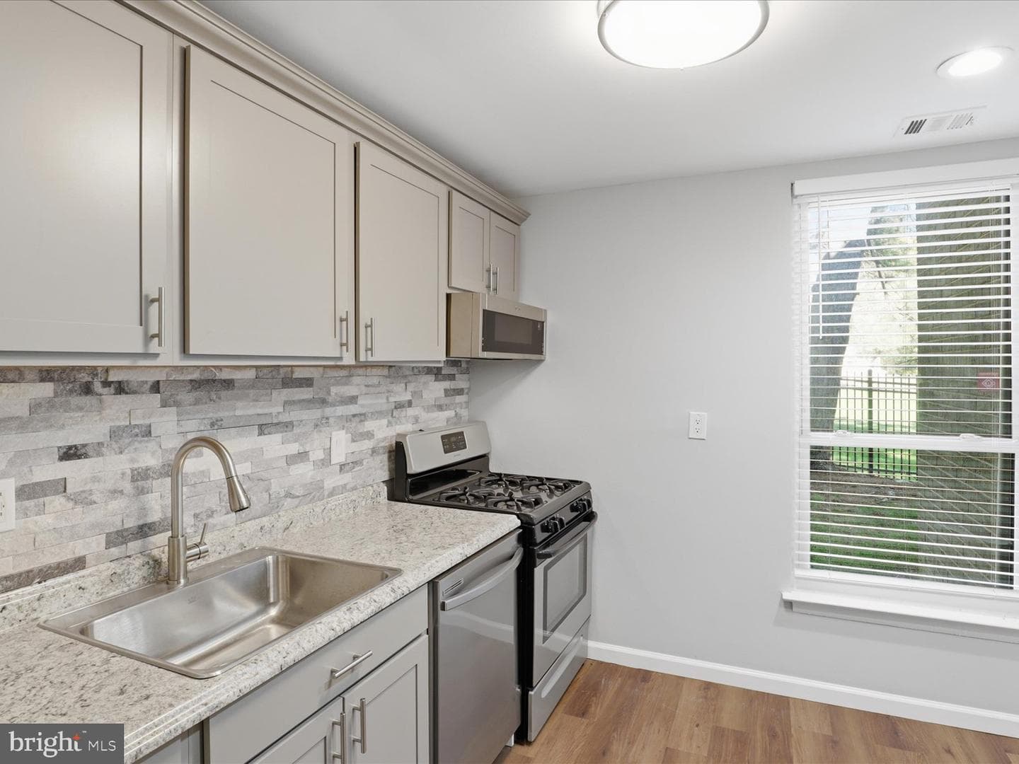 3302 Huntley Square Drive #t2 photo 9