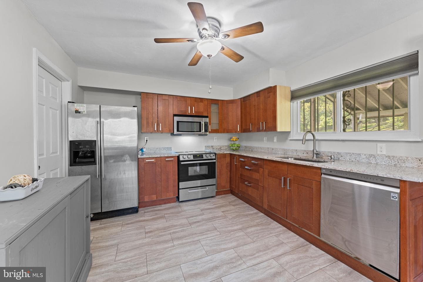 10509 Woodlawn Boulevard photo 13