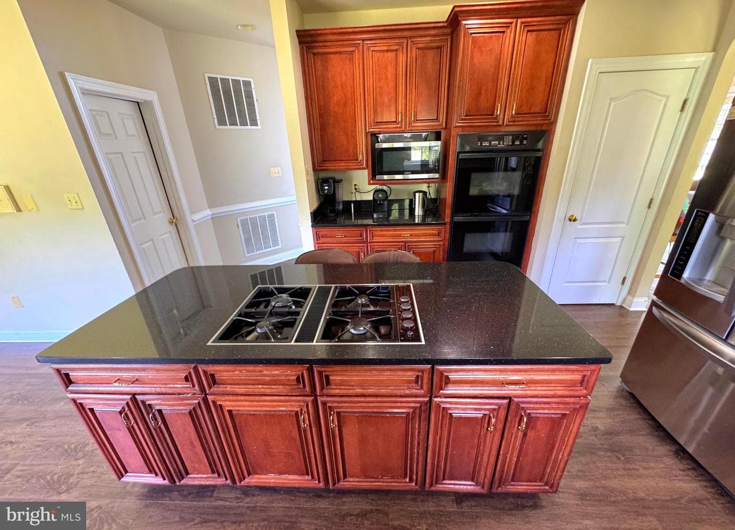 16619 Peach Street photo 23