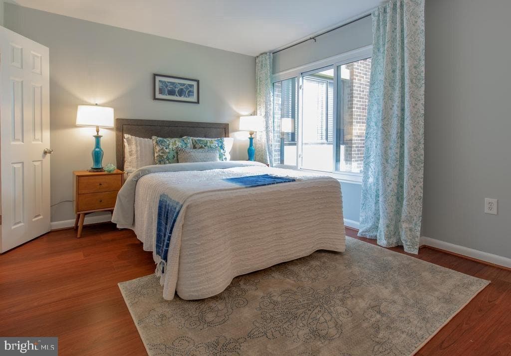15601 Dorset Road #102 photo 15