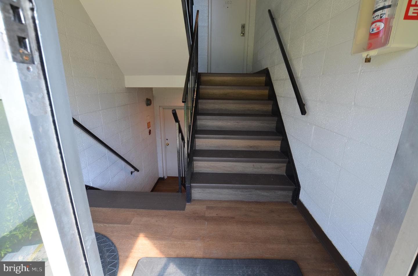 5460 85th Avenue #101 photo 4