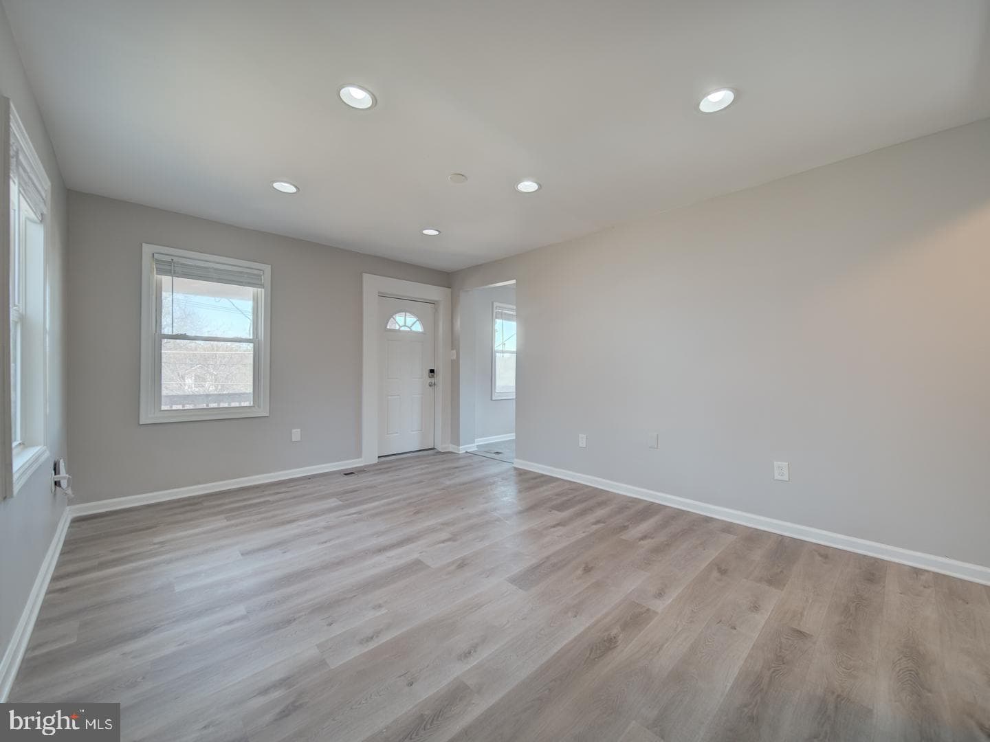 4217 Vine Street photo 7