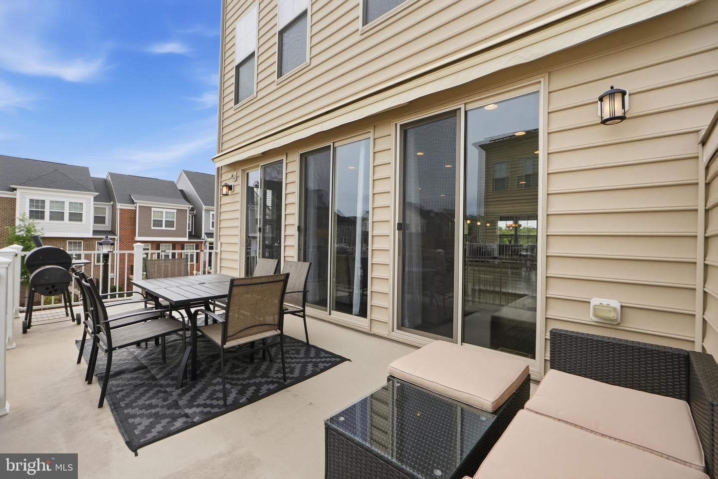 10601 Eastland Circle photo 33