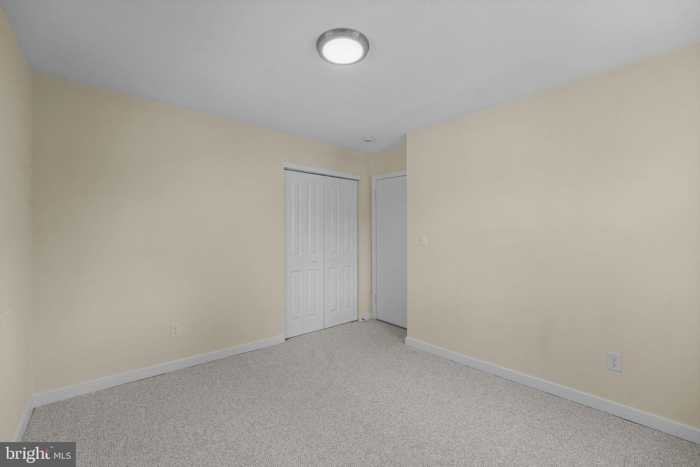 8405 Ravenswood photo 27