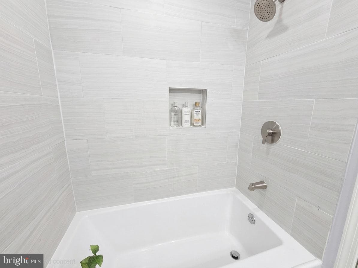 2076 Chadwick Terrace photo 18