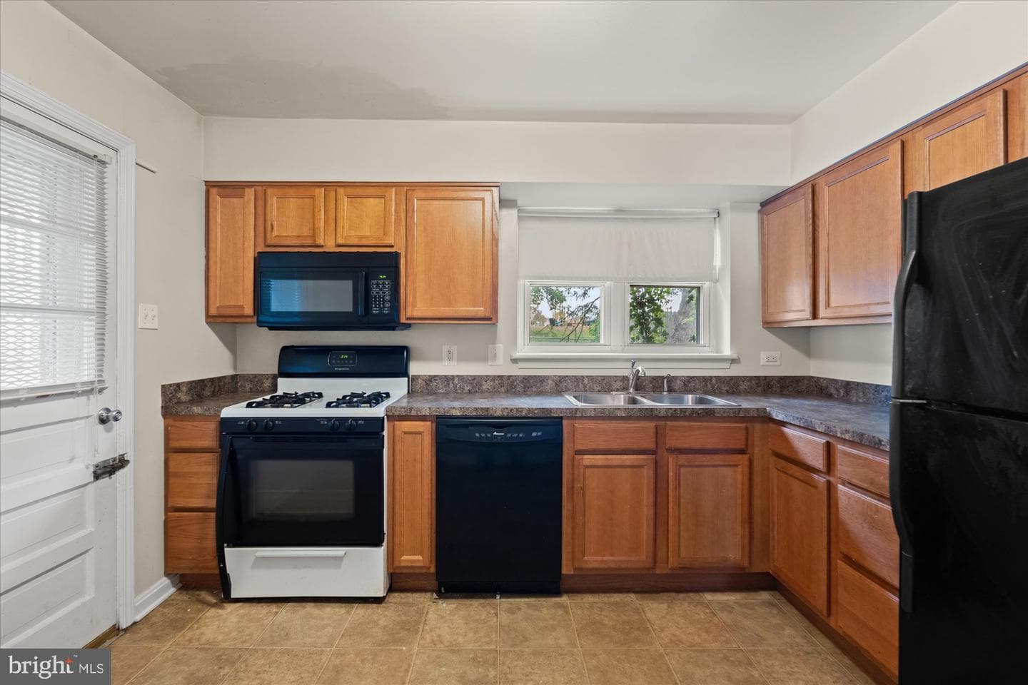 4102 28th Avenue photo 8