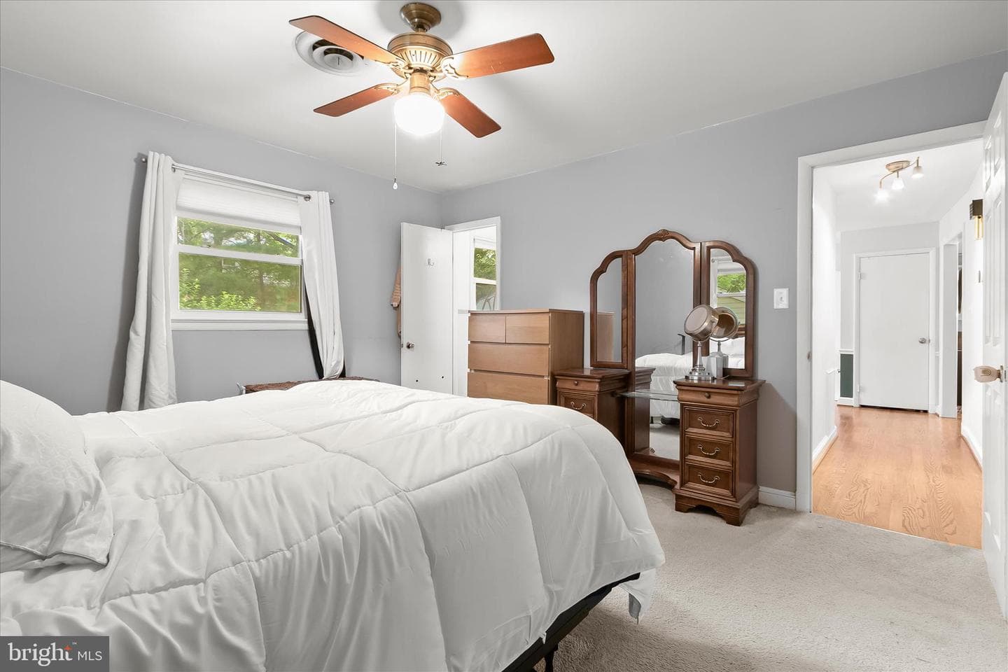 15901 Bond Mill Road photo 11