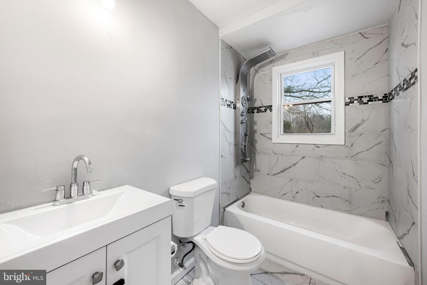 308 Zelma Avenue photo 11
