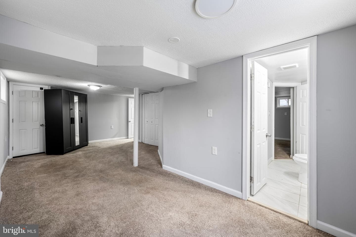 308 Zelma Avenue photo 18
