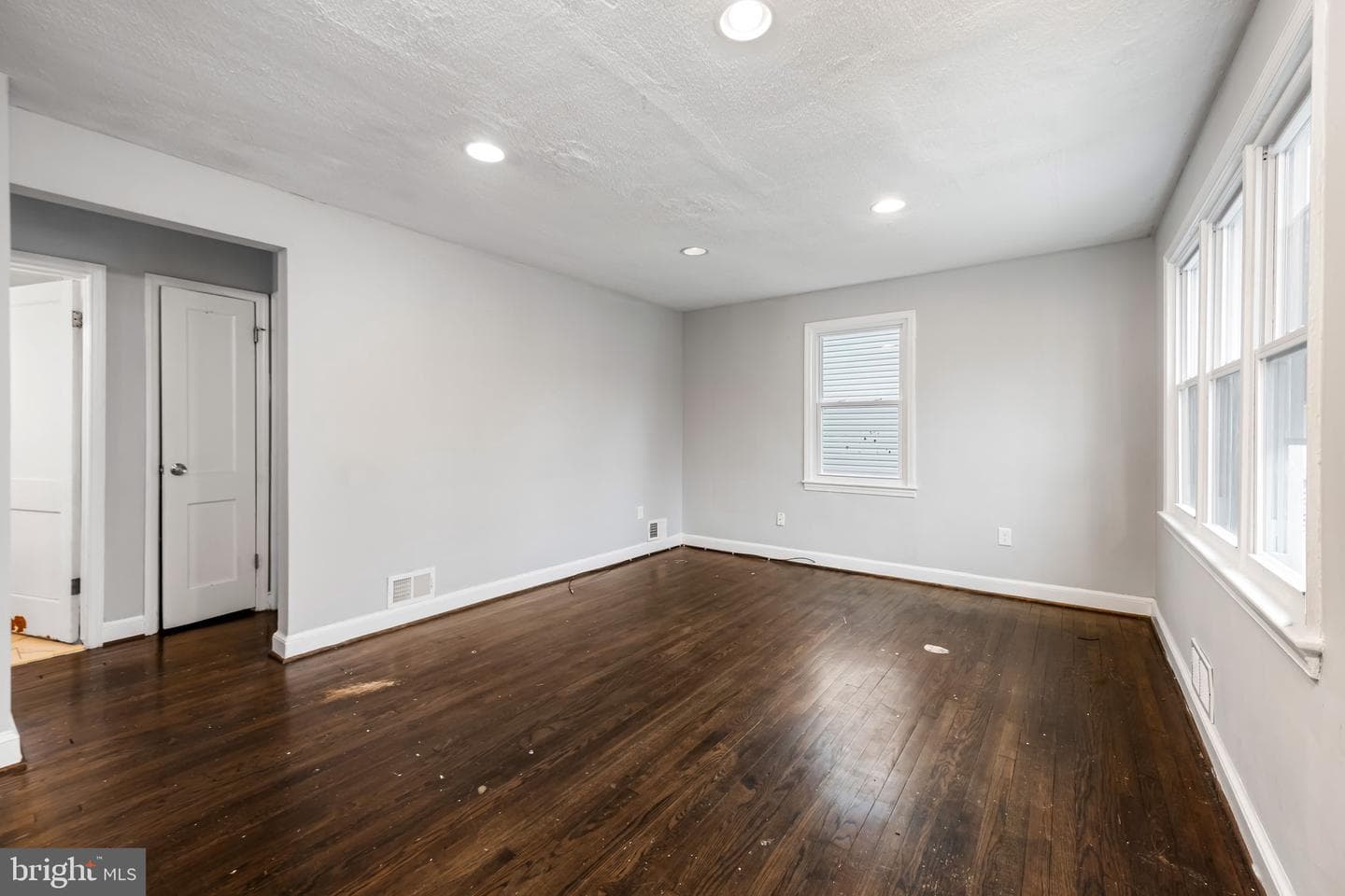 308 Zelma Avenue photo 3